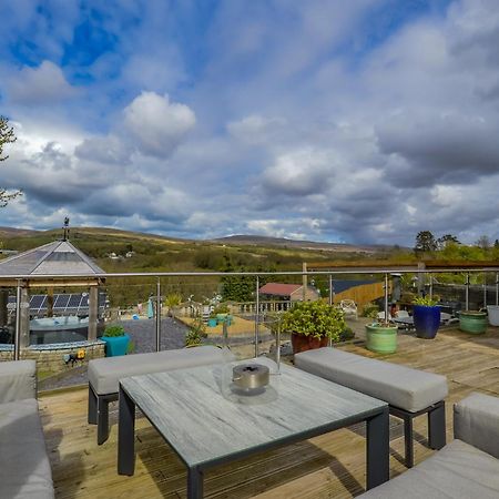 דירות Garnant Cosy Cabin Perfect To Explore מראה חיצוני תמונה